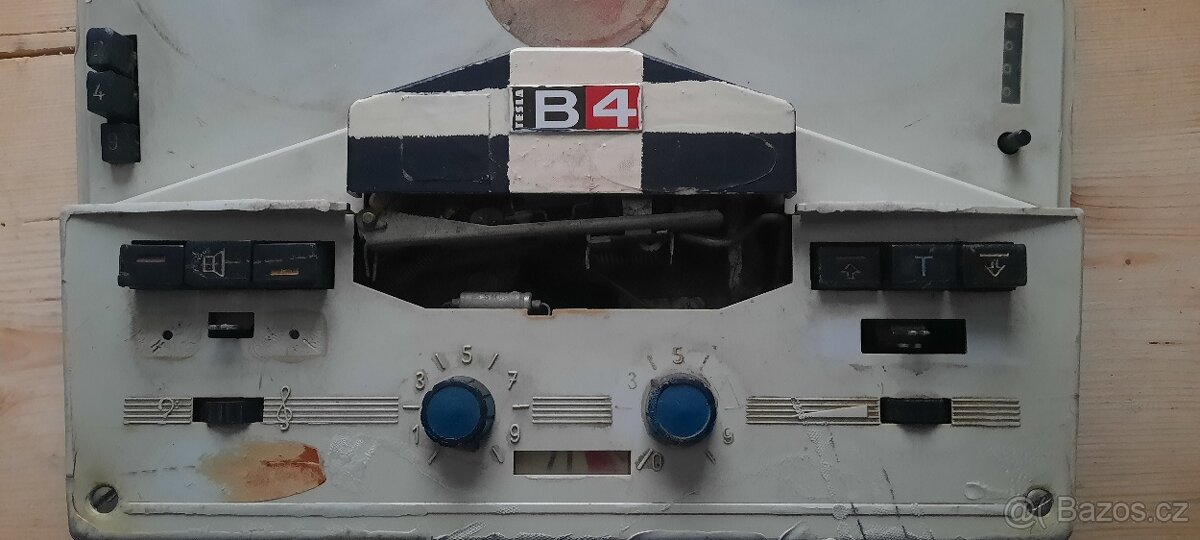 Magnetofon Tesla B4 - 5