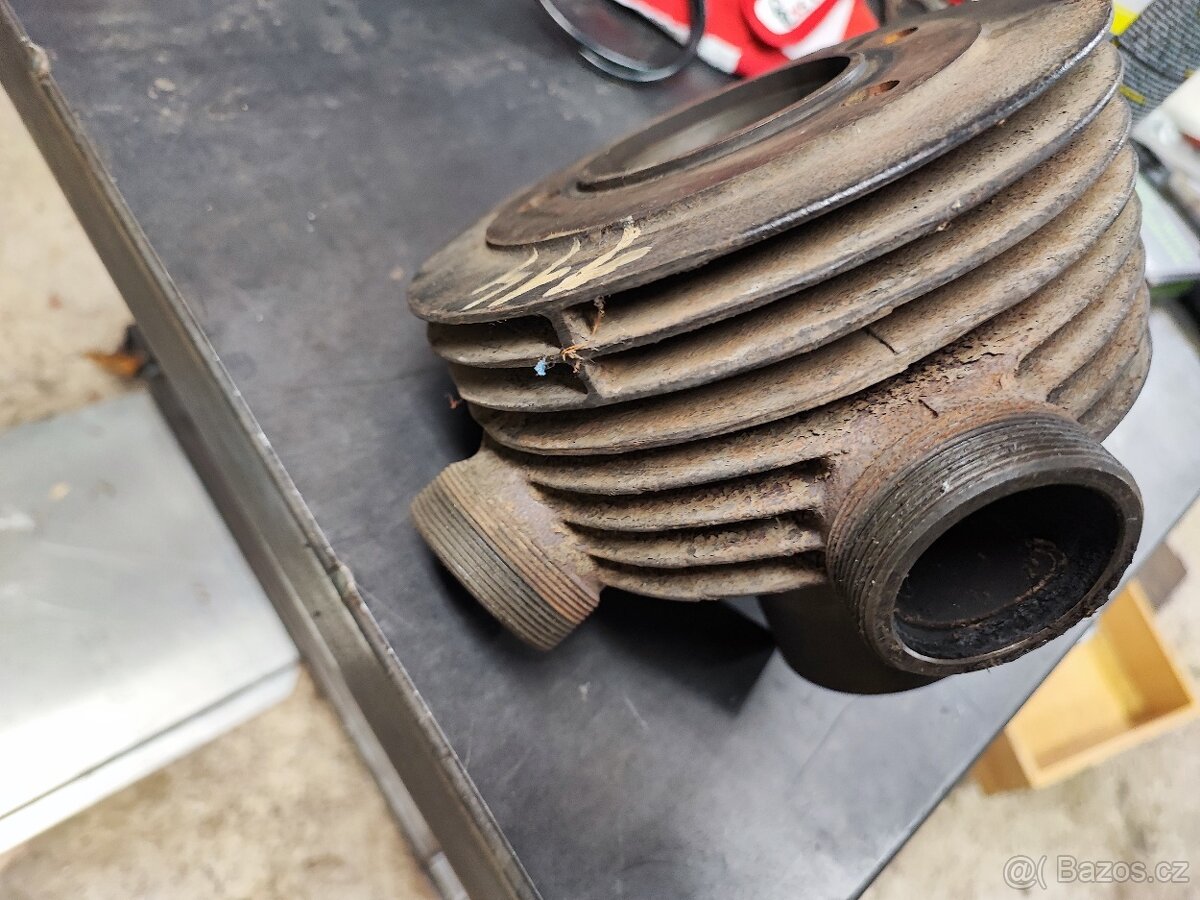 Válec Jawa kyvačka 250 - 5