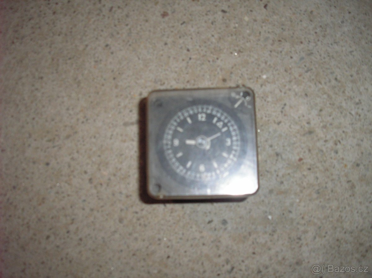 vypínač a zásuvka , - 5