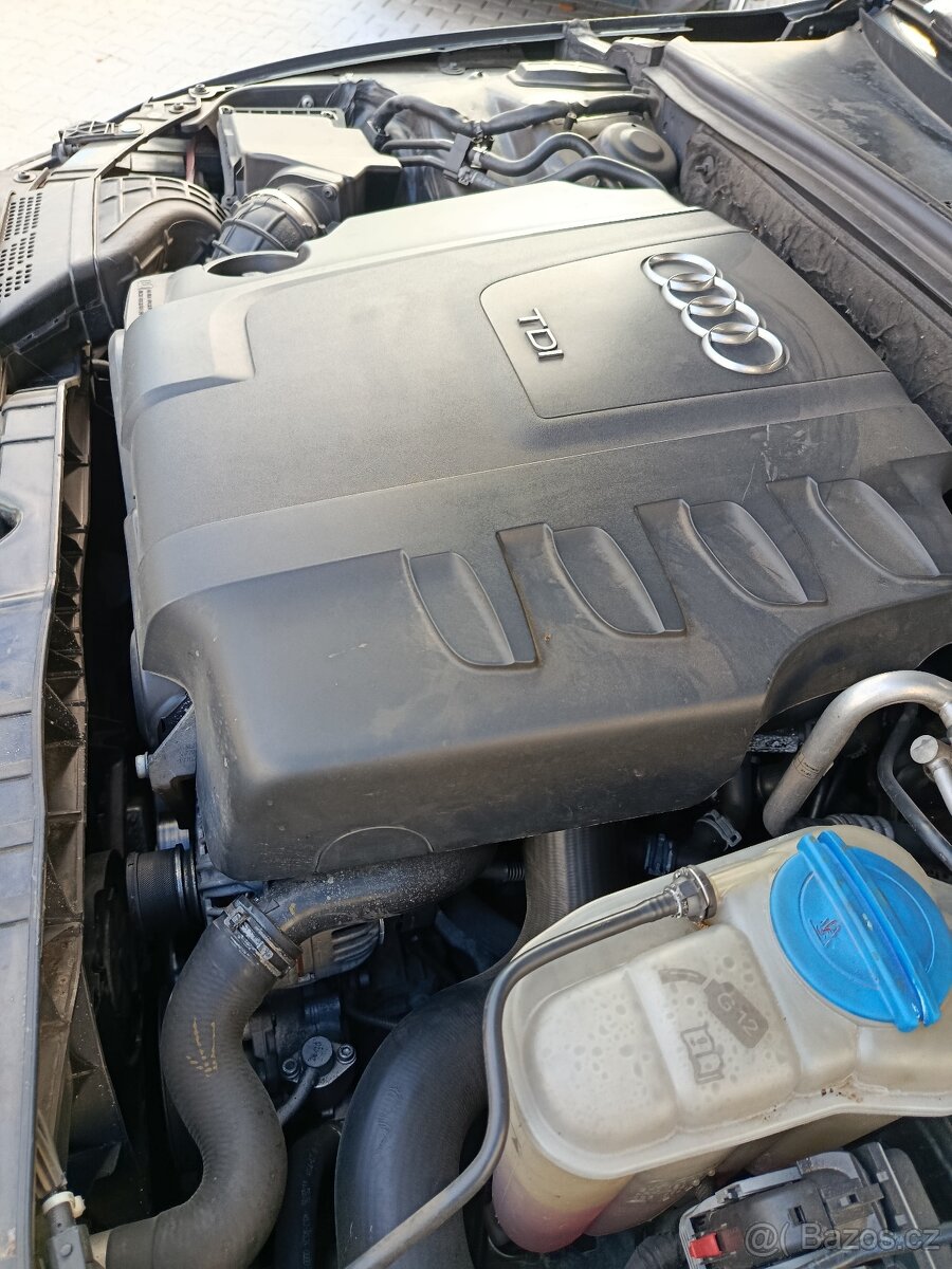 Prodam audi a4 b8 2TDI R.2010 - 5