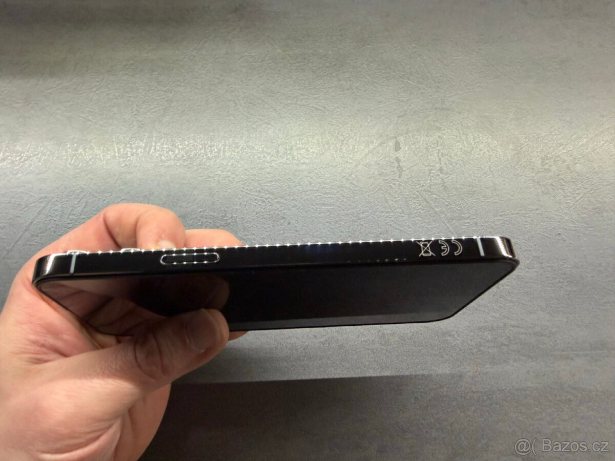 Apple iPhone 13 Pro Max 256GB Space Gray - 5