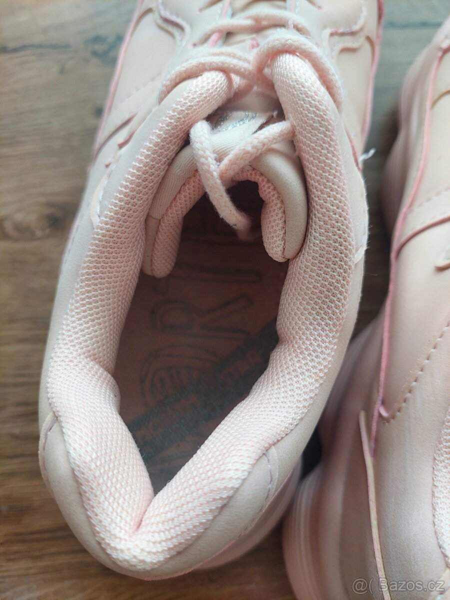 Růžové tenisky North Star / Baťa vel. 38 - 5