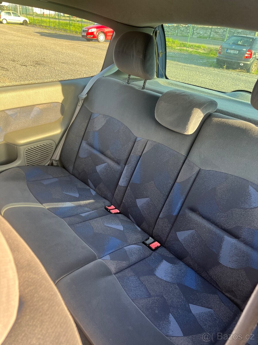 Renault Clio 1.2 1999 - 5