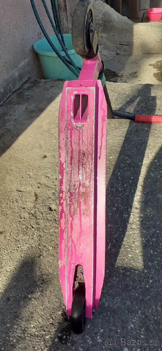 Dětská freestyle koloběžka - 5