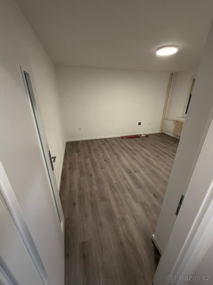 Byt 1+kk Pardubice Polabiny - 5