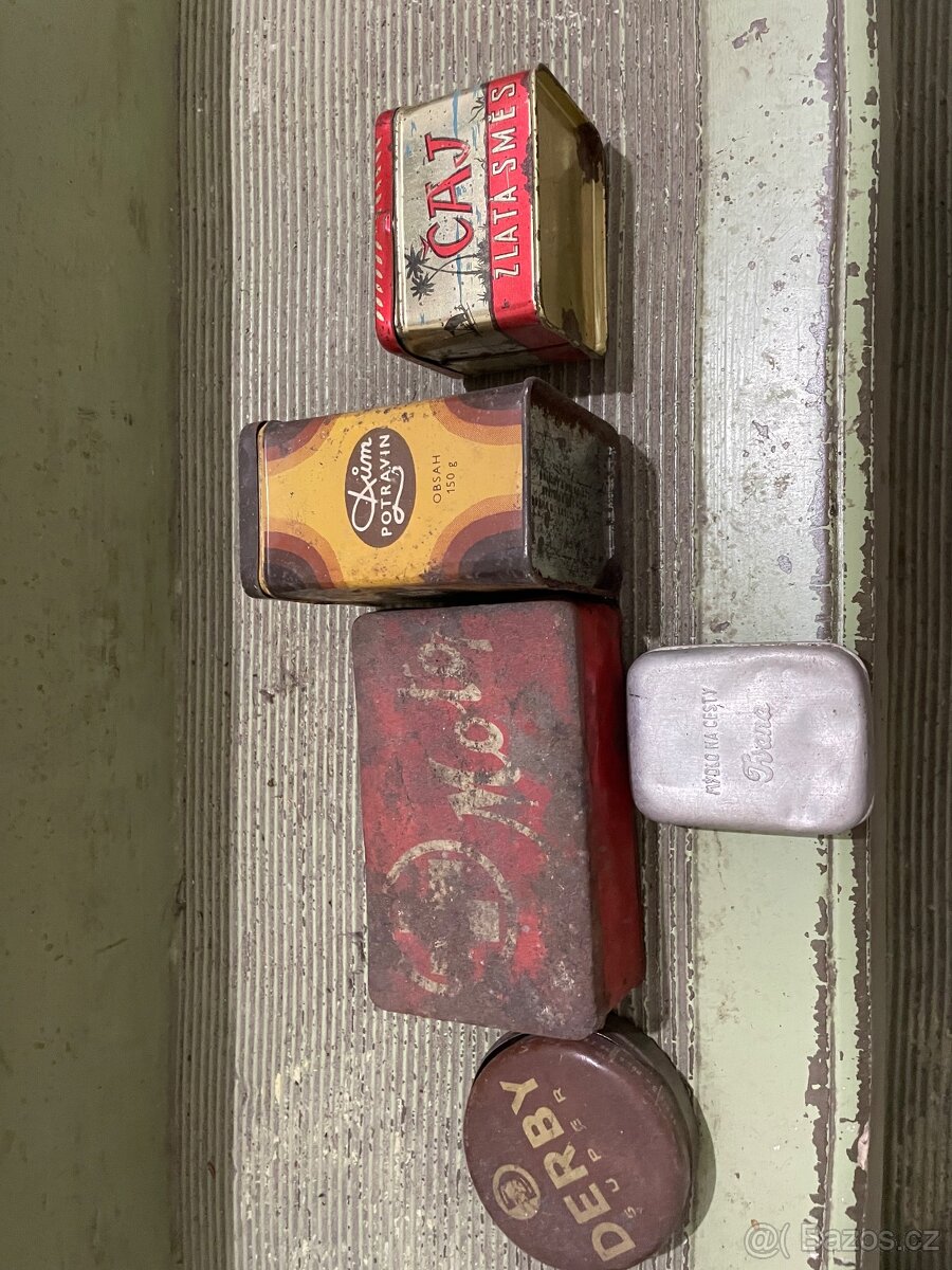 Staré kovové krabičky - 5