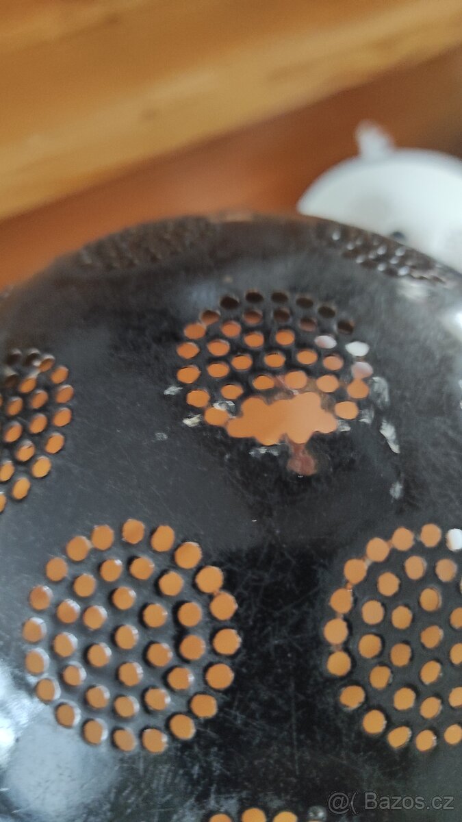 Smaltované cedníky - 5