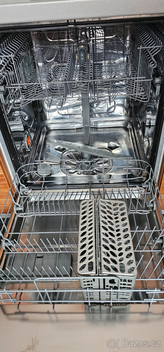 Vestavěná Myčka nádobí Electrolux - 5