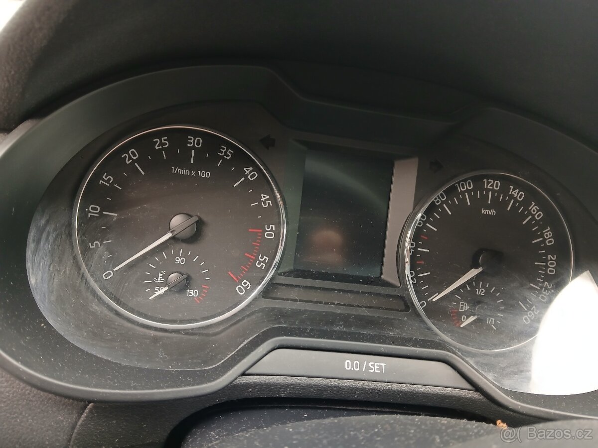 Škoda Octavia 2.0 tdi 110kw dsg - 5