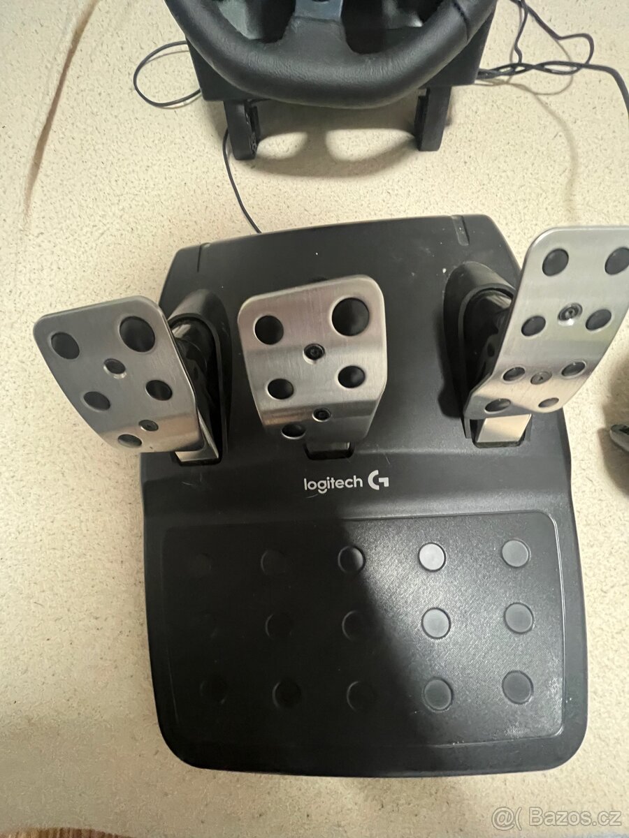 Volant logitech g29 - 5