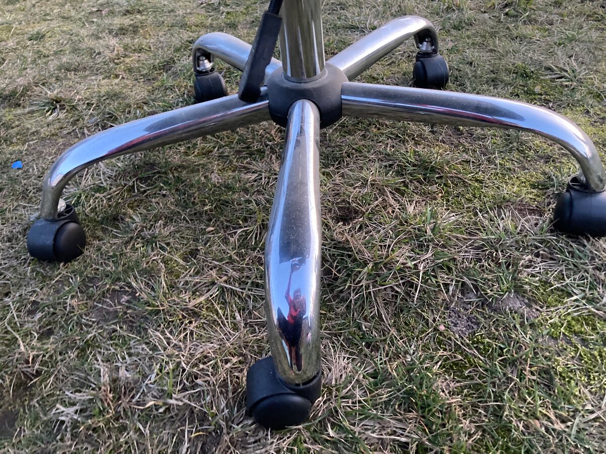 KANCELÁŘSKÁ ŽIDLE. - 5