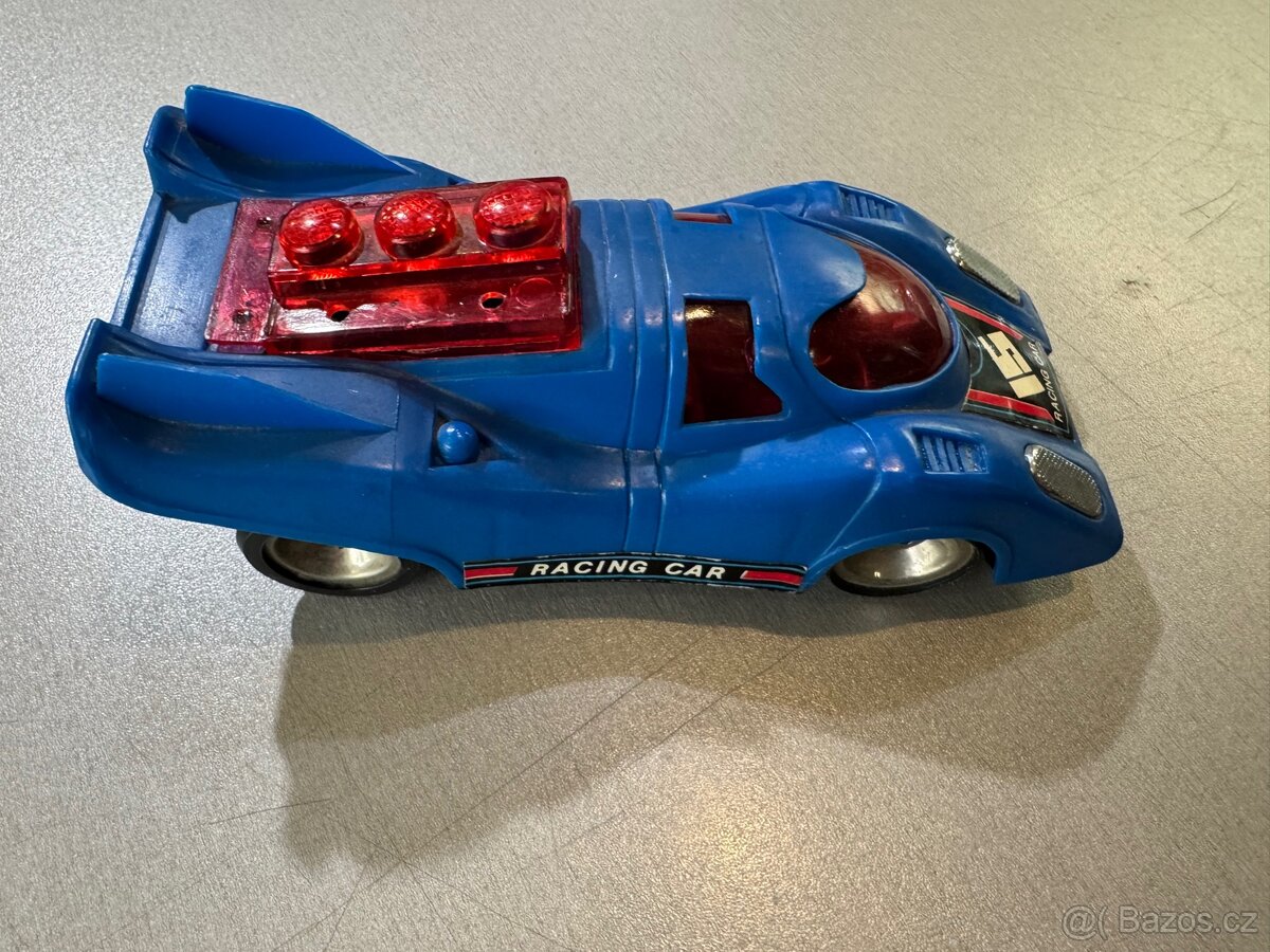 Autíčko na setrvačník - 5