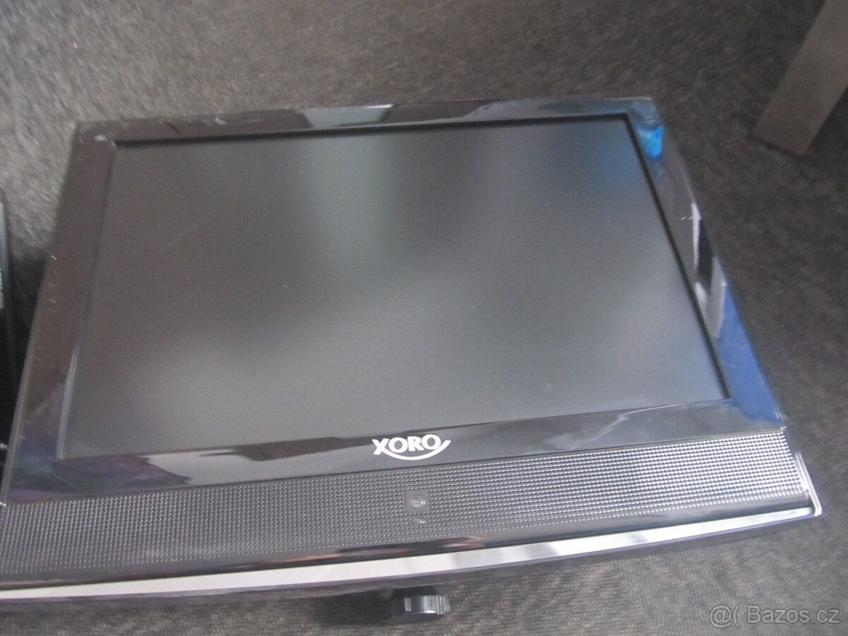 LCD DVD + TV XORO - 5