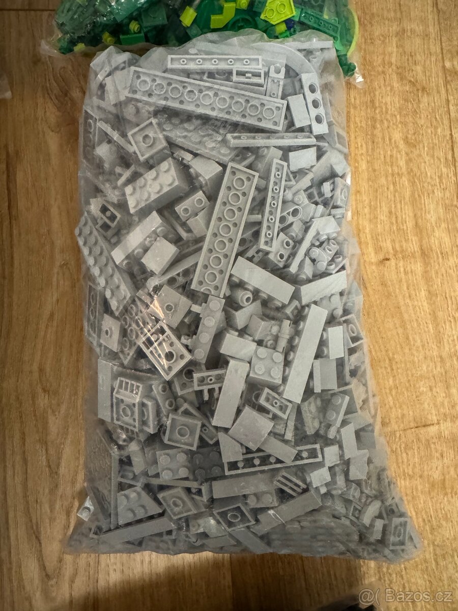 Lego kostičky tříděné - 5