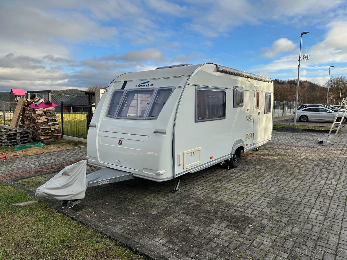 Plně soběstačný karavan FLEETWOOD SONATA MELODY - 5