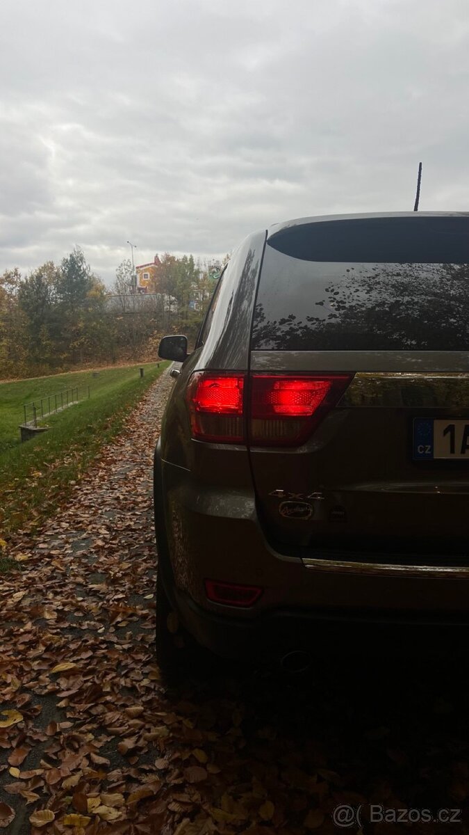 Jeep Grand Cherokee WK2 - 5