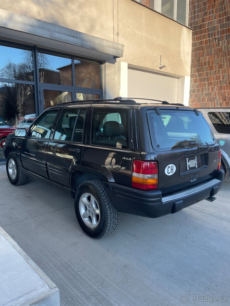 Jeep Grand Cherokee 5.9 v8 ZJ - 5