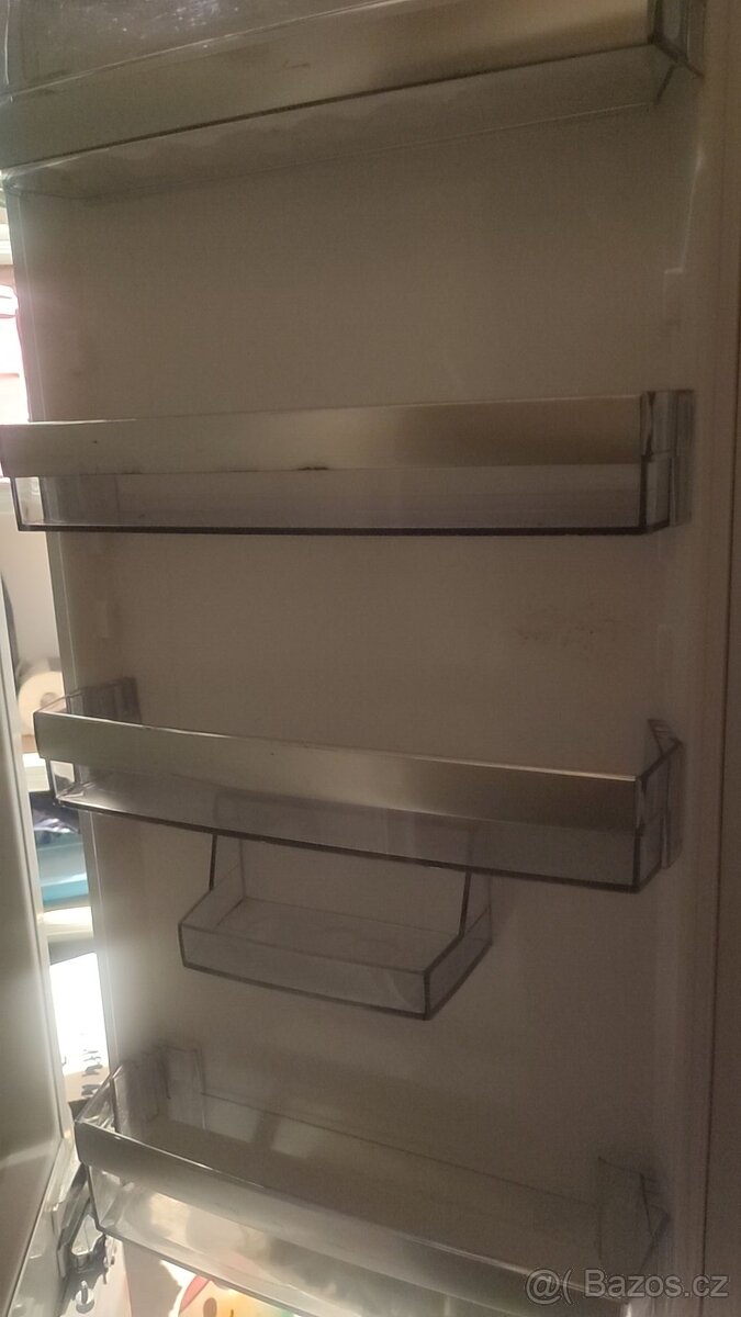 Vestavěná Lednice AEG - 5