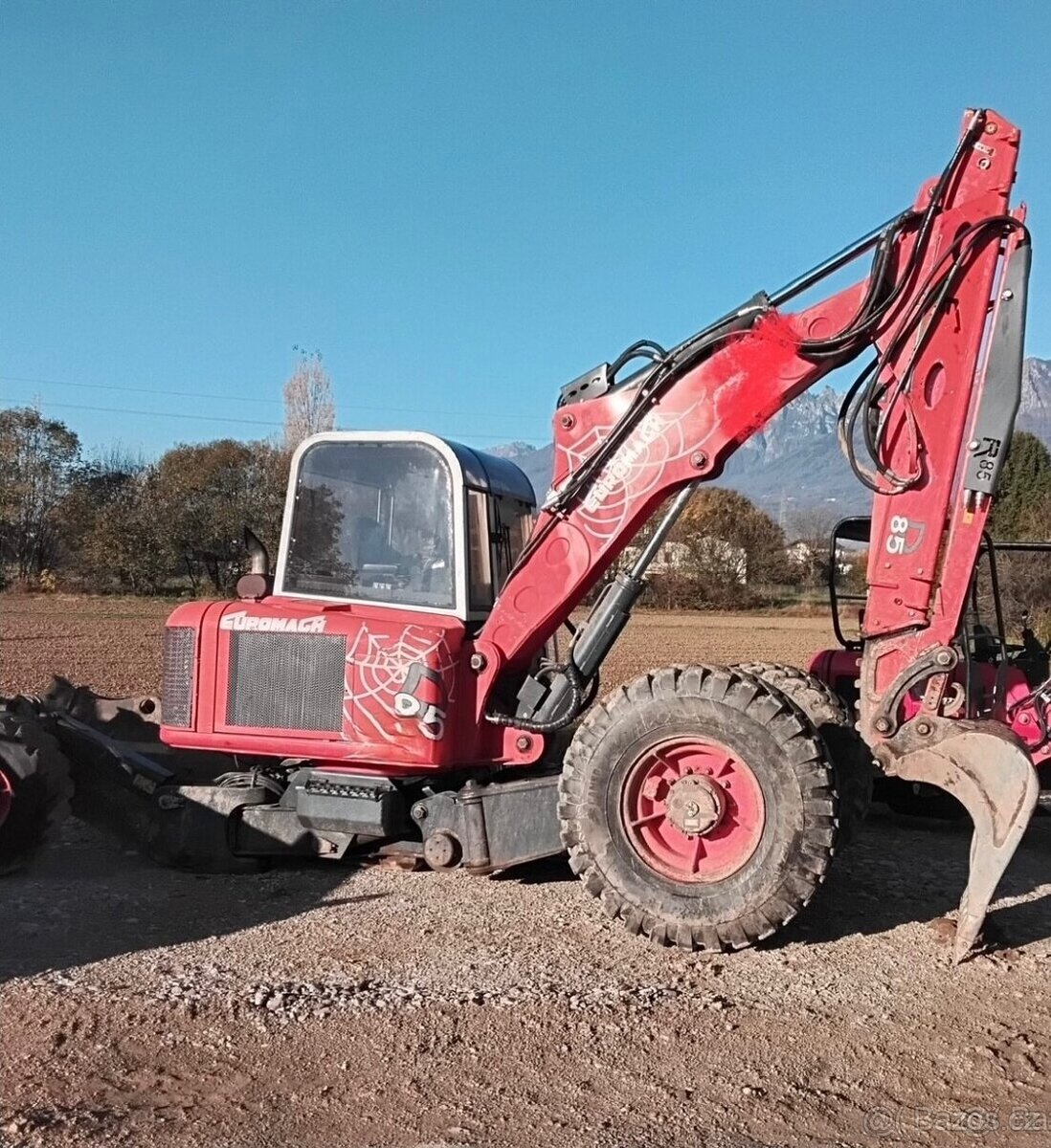 kracive rypadlo Euromach R85 LUDV - 5