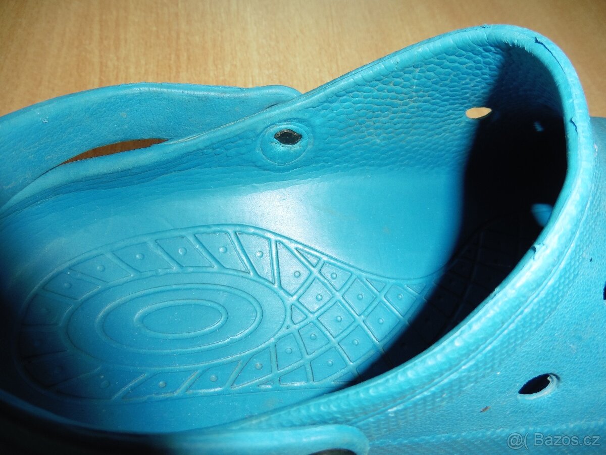 Tyrkysově modrá gumová obuv vel. 33 - 5