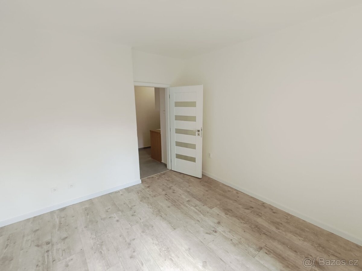 Pronájem 3+1 v centru Českého Těšína - 5