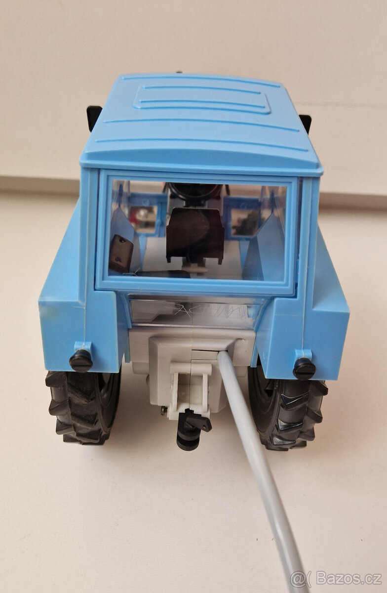 traktor Zetor Crystal 8011 KDN s krabicí - 5