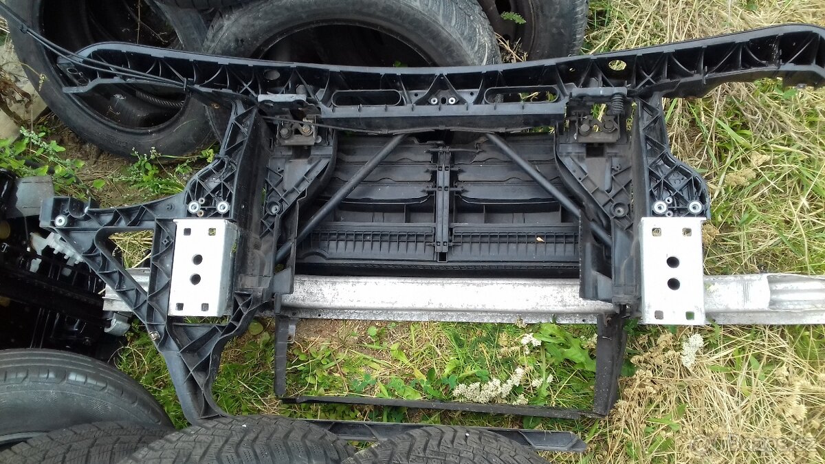 BMW X3 E83 2.0d 2008 přední výztuha díly chladičové stěny - 5