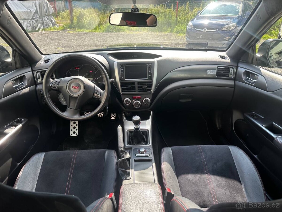 Subaru Impreza 2.5 WRX STI Sedan 2011 - 5