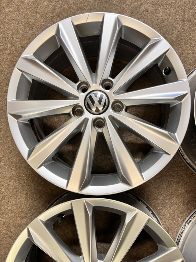 5x112 originál alu VW Golf - ET 51 - 5
