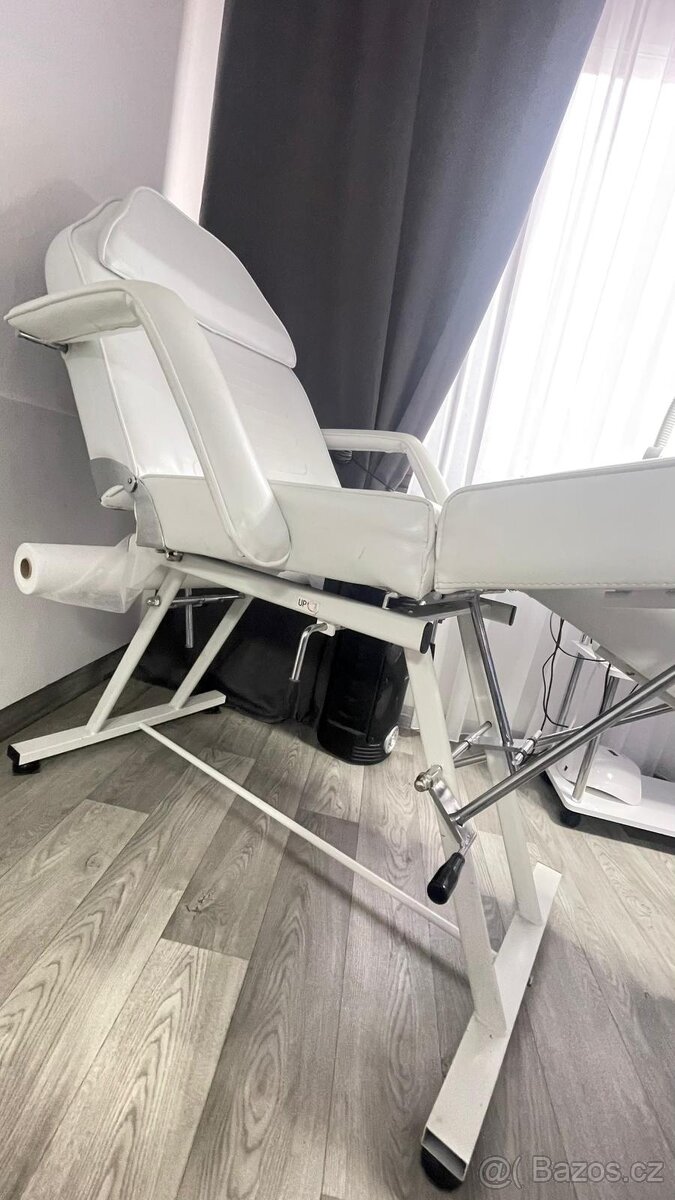 Pedikérské křeslo. - 5