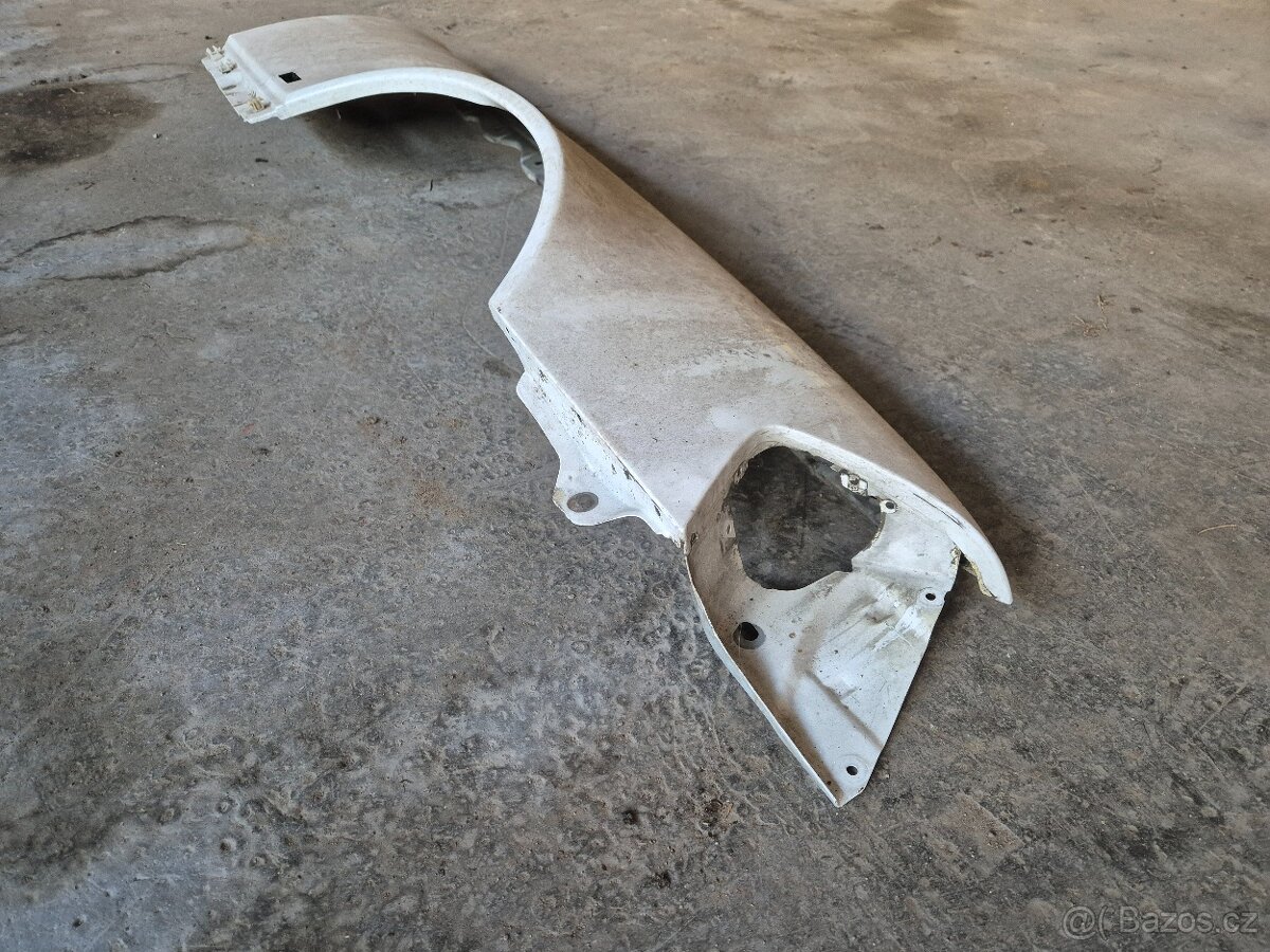 Pravý přední blatník MB SL R129 - 5