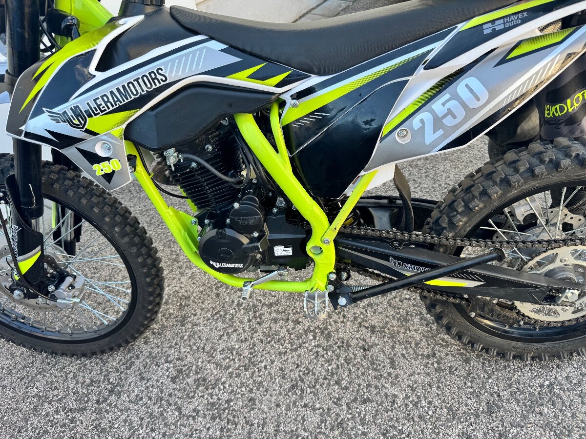 Pitbike Leramotors Killer 250ccm 21/18