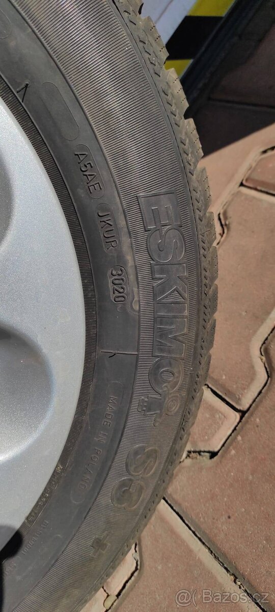 FIAT TIPO / ALFA ROMEO 156 sada kol R15" s pneu - 5