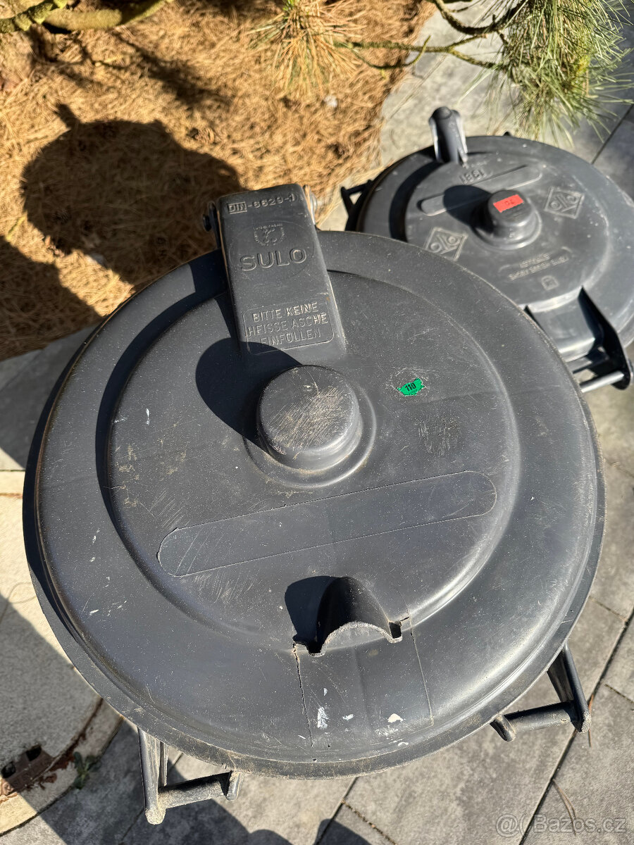 Popelnice 2 kusy - 110 a 70 litrů - 5