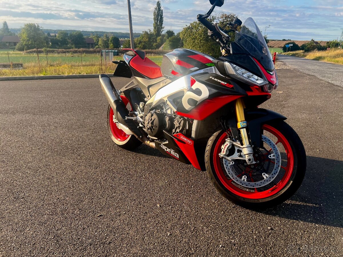 Aprilia Tuono V4 Factory - 5