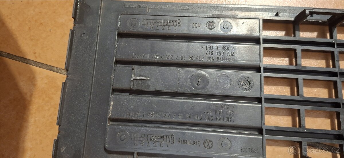 VW Crafter kapota 2008-2016 original - 5