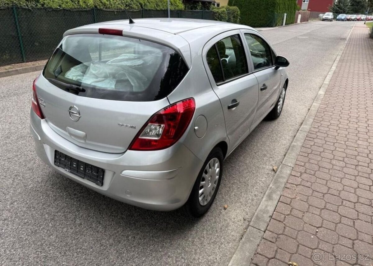 Opel Corsa 1,2i Nová STK klima zimáky benzín - 5