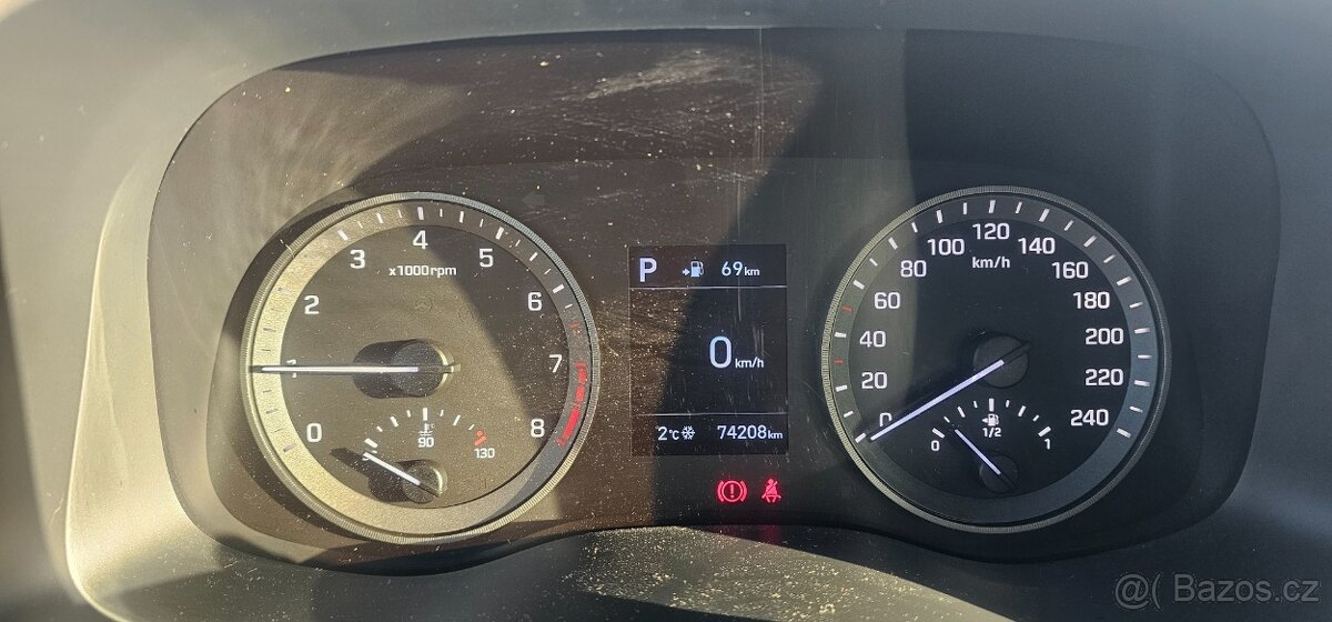 HYUNDAI TUCSON 1.6 T-GDI 130kW 4x4 – 1. majitel, TOP stav - 5