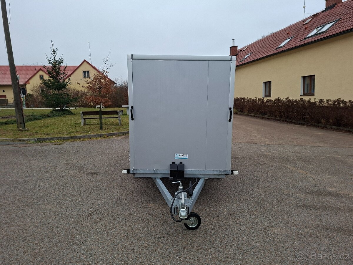 izolovaný skříňový přívěsný vozík - 5