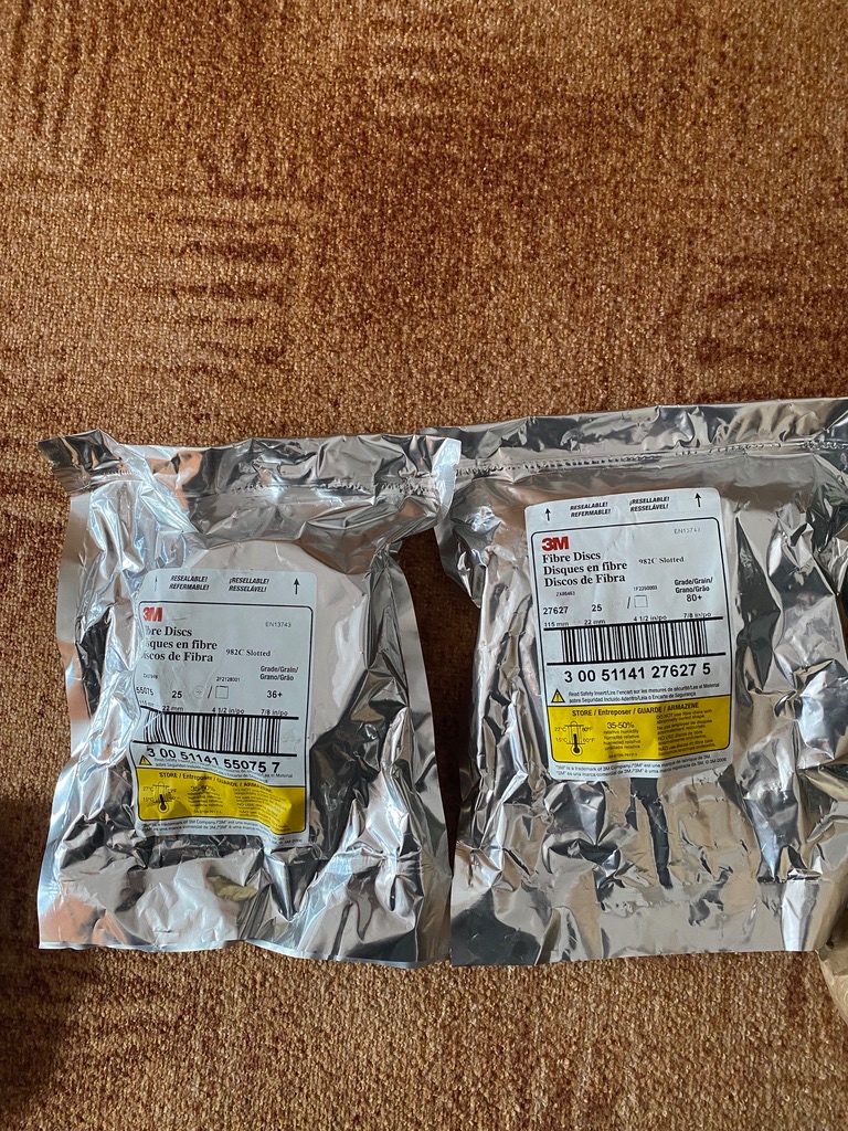 Fíbrové kotouče 3M 982C – zrnitost 80+ a 36+ - 5