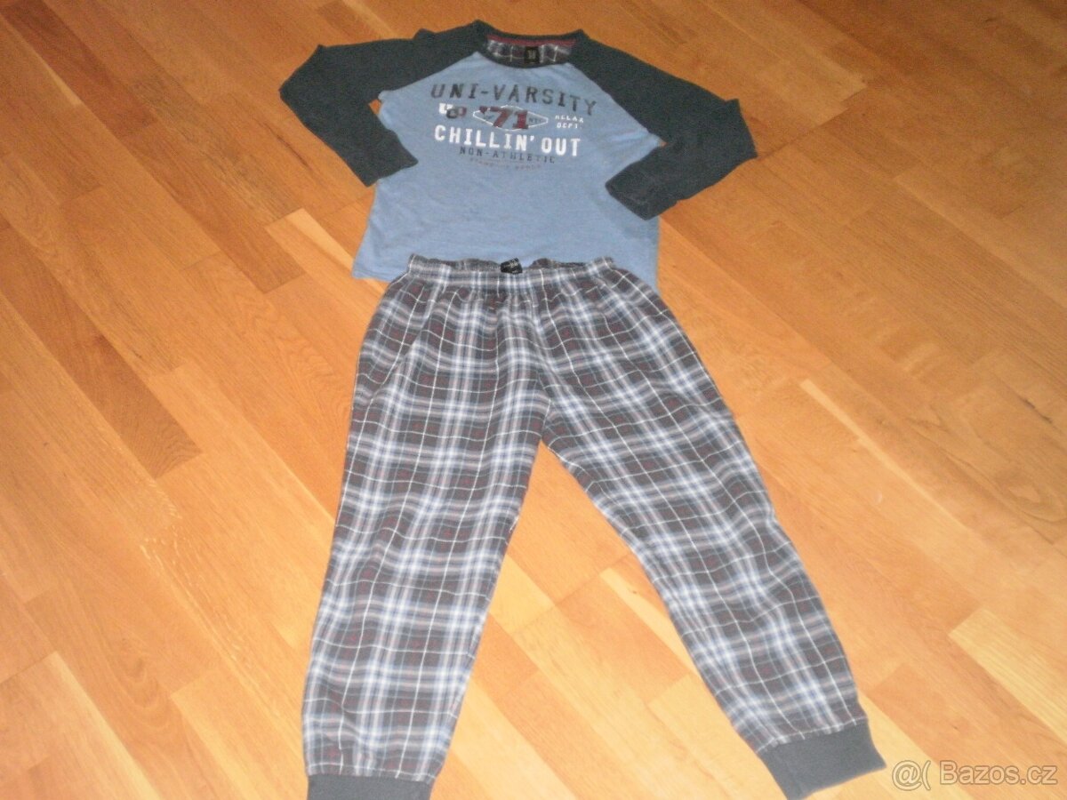 DĚTSKÉ PYŽAMO - 5