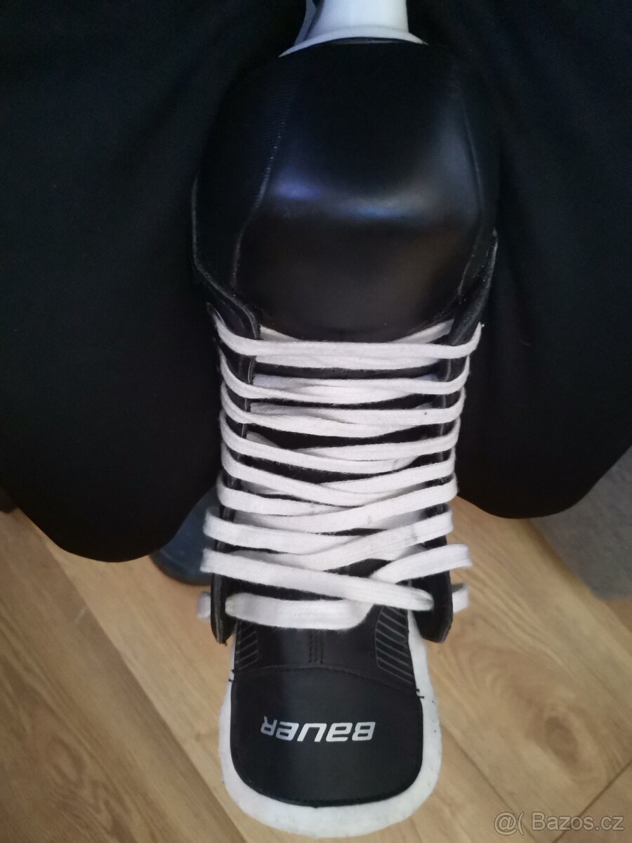 Bauer supreme vel. 45.5 - 5