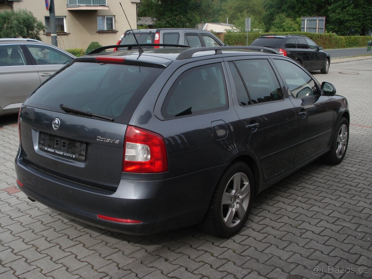 Škoda Octavia Kombi 1.4 TSI,SERVISKA,NOVÁ STK - 5