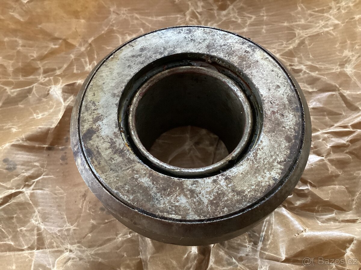 Praga V3S ložisko spojky - 5