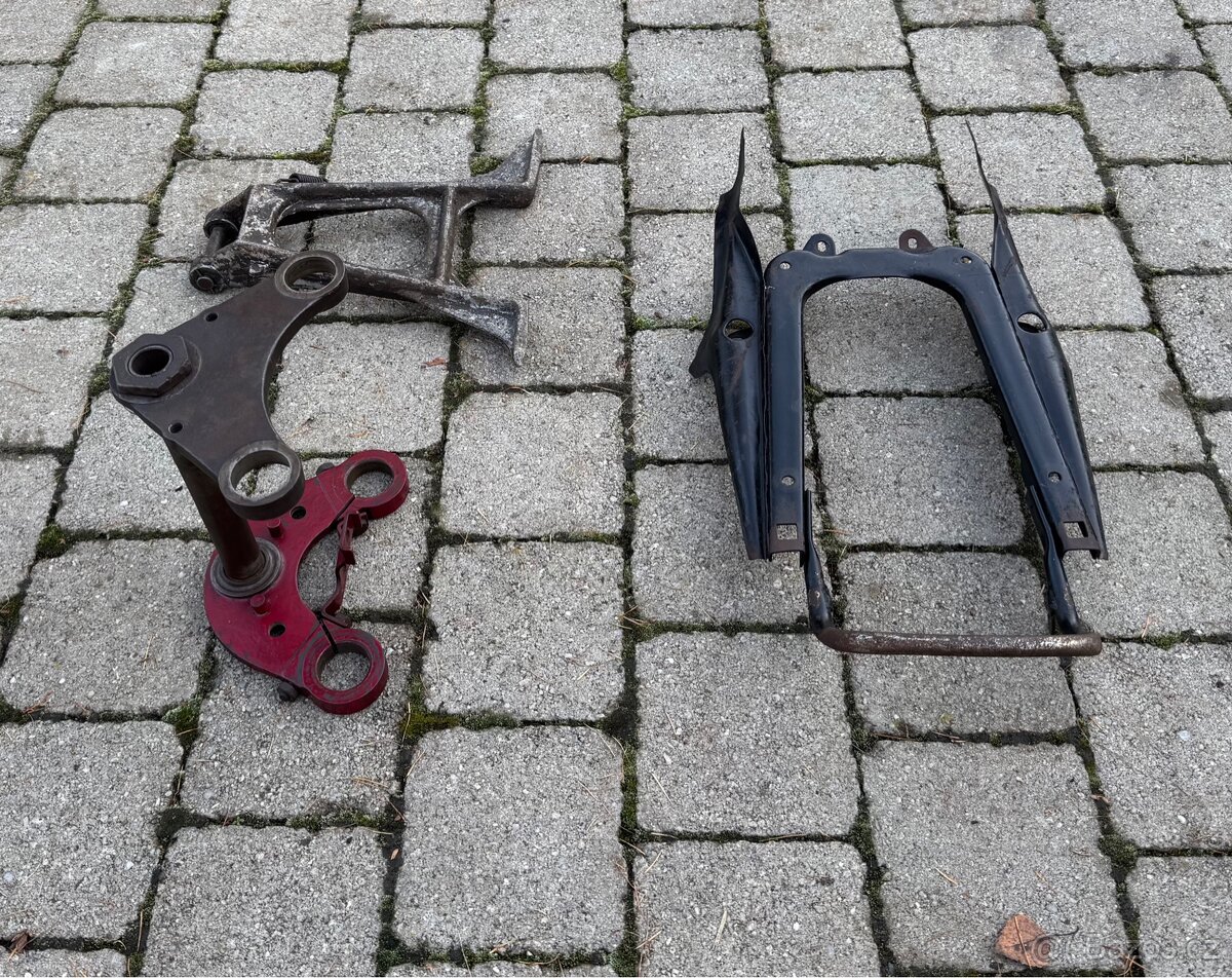 CZ 125 175 250 kyvacka - dily - 5