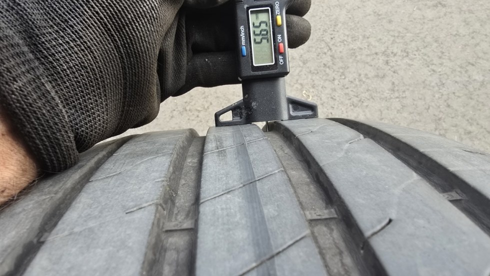 Letní pneumatika 225/55/17 Good Year - 5