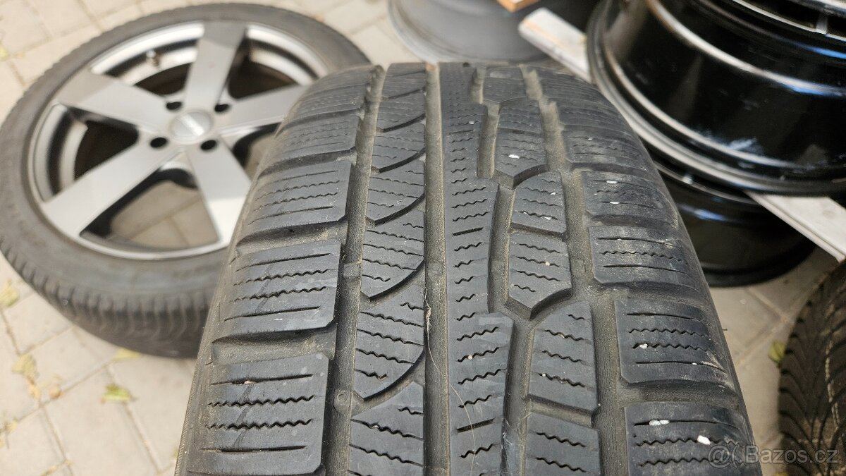 Zimní Sada Alu 5x114.3 215/70 R16 - 5