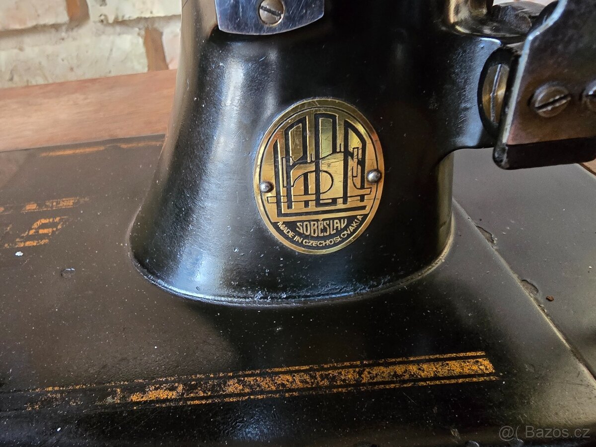 LADA 77 Šlapací šicí stroj - 5