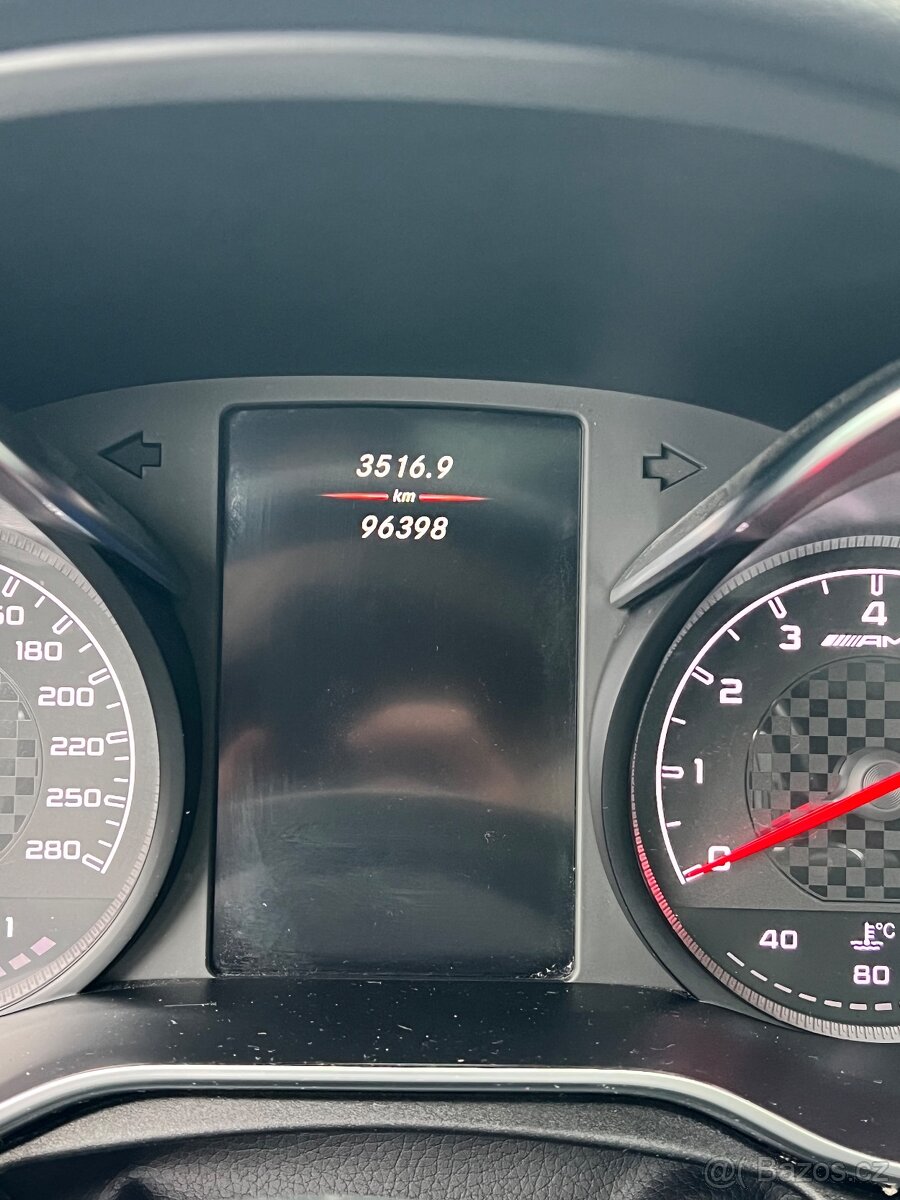 Mercedes Benz C43 AMG - 5