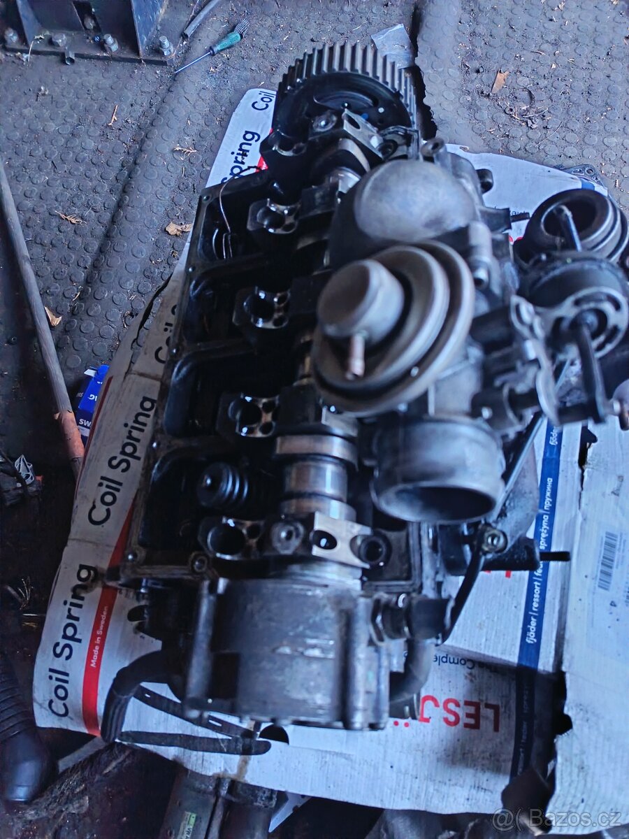 Hlava motoru vw PD - 5